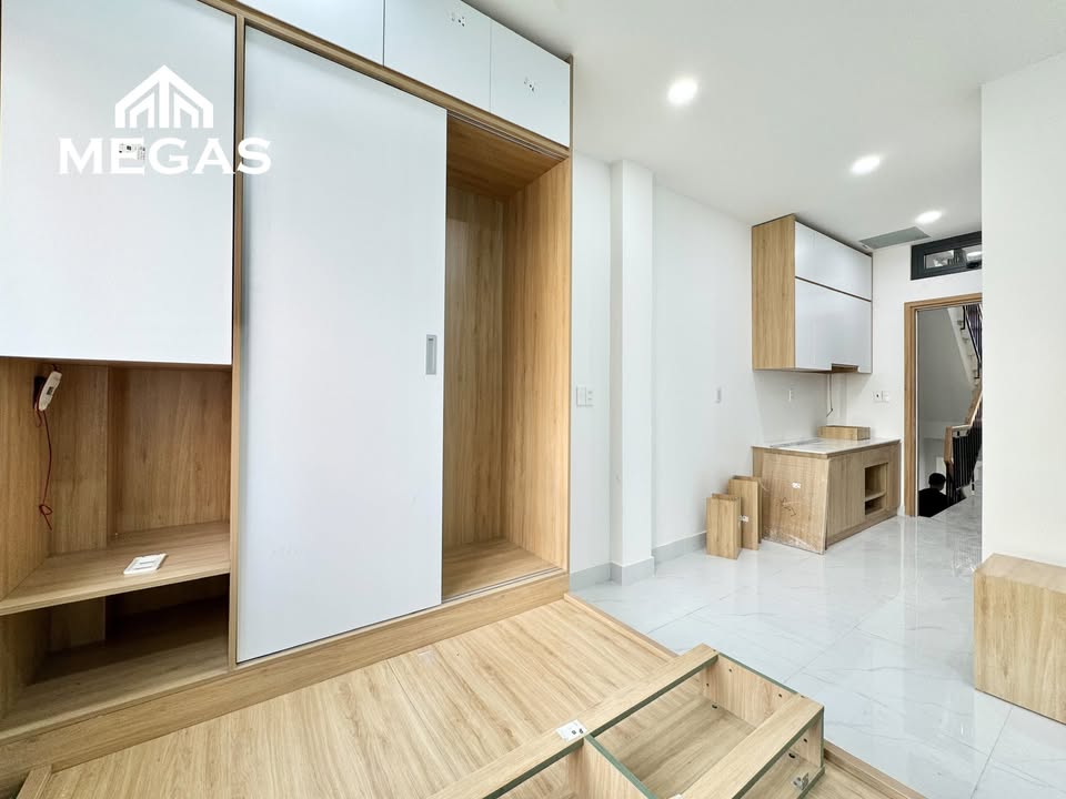 Phòng cho thuê Lý Chính Thắng Q3 - Full nội thất, vào ở ngay!