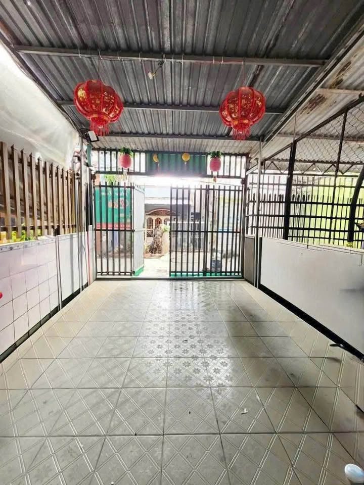 Nhà cấp 4 Dĩ An 100m² giá 3.38 tỷ - Sổ riêng chính chủ