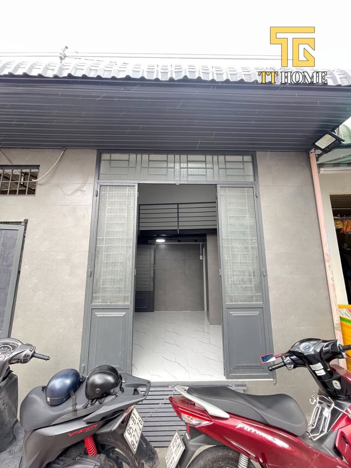 Cho thuê phòng trọ mặt tiền hẻm đường 30/4, 25m² giá 3.2 triệu - Tiện nghi đầy đủ!