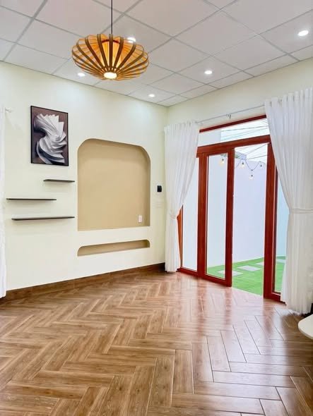 Nhà cấp 4 góc 2 mặt tiền Hòa Long 125m² giá 2.39 tỷ - Sẵn sàng dọn vào ở ngay!