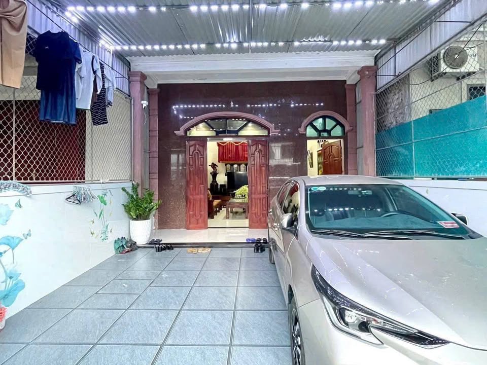 Nhà riêng 2 mặt tiền Phường Thành Sen, 112.5m² giá 2 tỷ - Không gian sống lý tưởng!