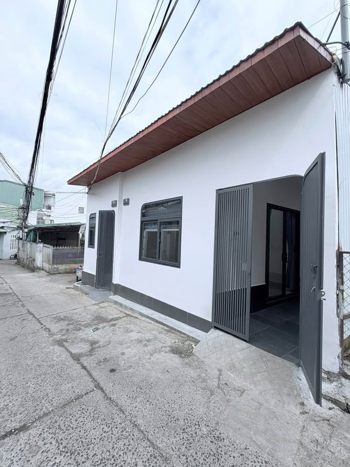 Nhà 65m² đầu hẻm 07 Lê Hồng Phong - Phố cổ Buôn Ma Thuột, Giá chỉ 2.7 tỷ!