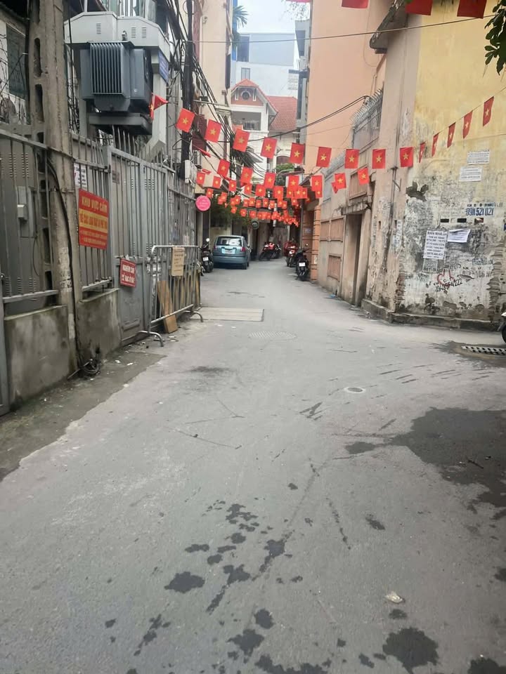 Nhà riêng Hoài Đức 30m² giá 4 tỷ - Full nội thất cao cấp!