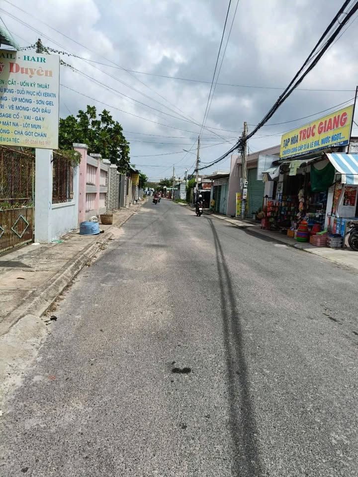 Nhà cấp 4 và đất mặt tiền kinh doanh tại Phước Hưng, Long Điền - Giá chỉ 3 tỷ!