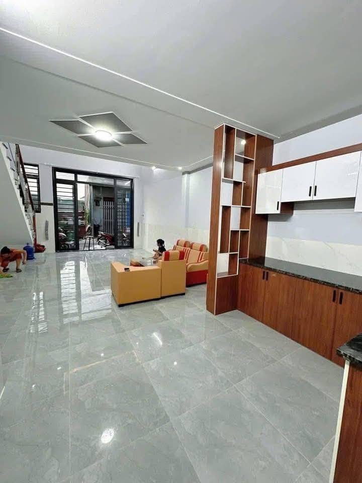 Nhà mặt tiền kinh doanh KP2A Chợ Điều Long Bình 50m² giá 1.35 tỷ - Cơ hội đầu tư hấp dẫn!