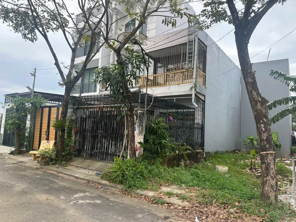 Đất nền KDC Việt Nhân Villa Nguyễn Xiển Q9 65m² giá 3.5 tỷ - Vị trí đắc địa gần Vinhomes!