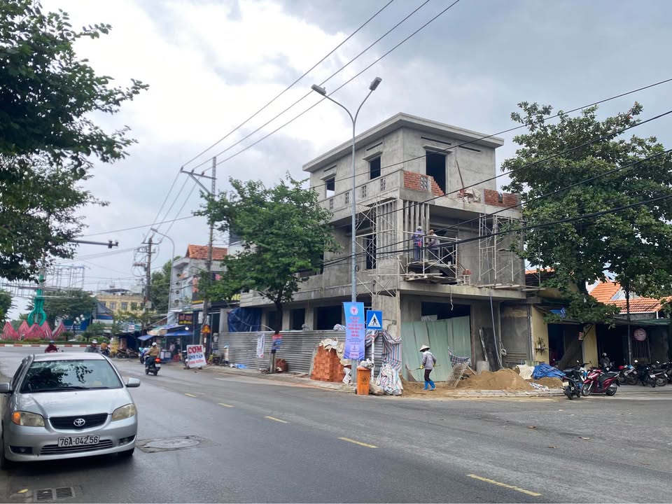 Nhà cho thuê mặt tiền đường Nguyễn Công Phương, Quảng Ngãi - Thích hợp mở văn phòng, spa