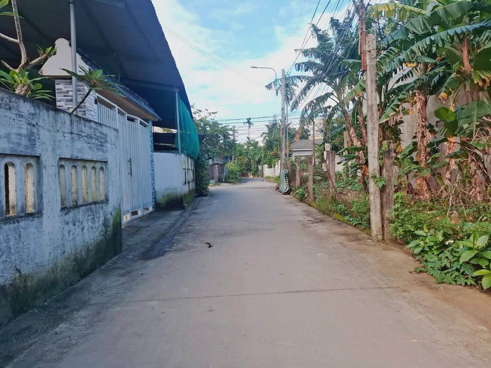 Đất nền Nguyễn Văn Linh, Quảng Ngãi 95m² - Đường rộng ô tô vào tận nơi!