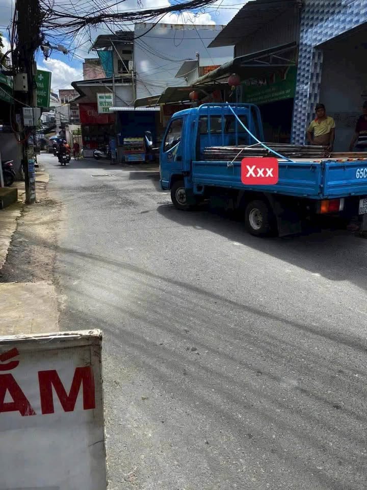 Dãy trọ 6 phòng hẻm Nguyễn Văn Cừ 120m² giá 3.18 tỷ - Đầu tư sinh lời ổn định!