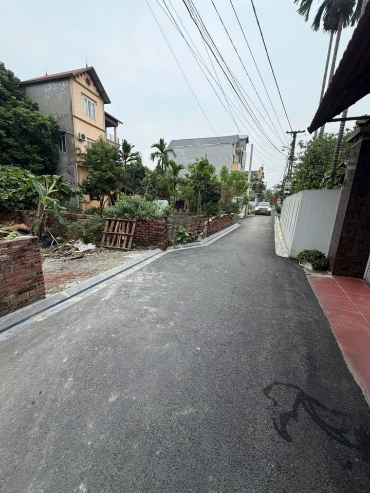 Đất Vân Nội Đông Anh 135m² - Đường thông thoáng, vị trí thuận lợi!