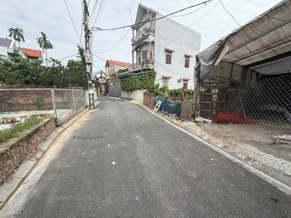 Nhà thôn Đồng, Nguyên Khê, Đông Anh 68m² giá 6 tỷ - Đường ô tô tránh, vị trí đắc địa!