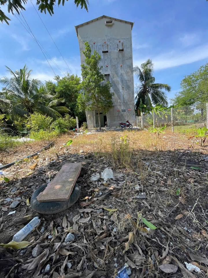 Nhà Yến 3 tầng mặt tiền đường Võ Trường Toản - Diện tích 603m², giá 5.6 tỷ VND, cơ hội đầu tư tốt!