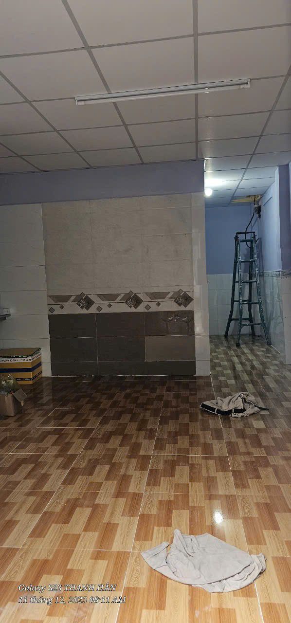 Nhà góc Bình Nhâm, Thuận An 60m² giá 800 triệu - Đường xe hơi vào tận nhà!