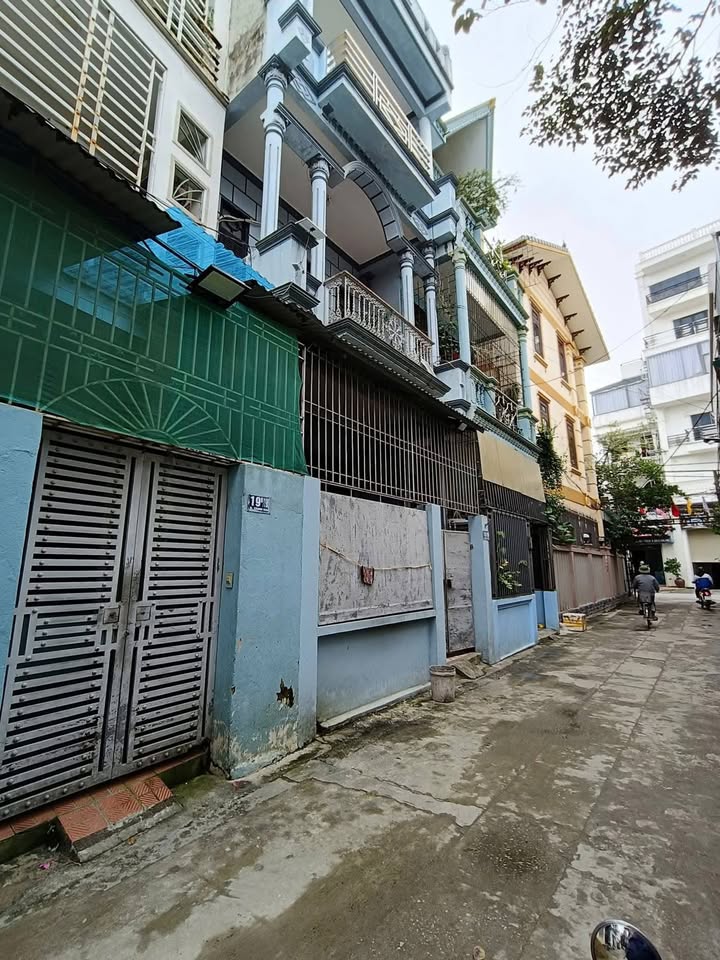 Nhà 3 tầng đường Trịnh Khả, phường Hạc Thành, giá 3 tỷ - Cần bán gấp!