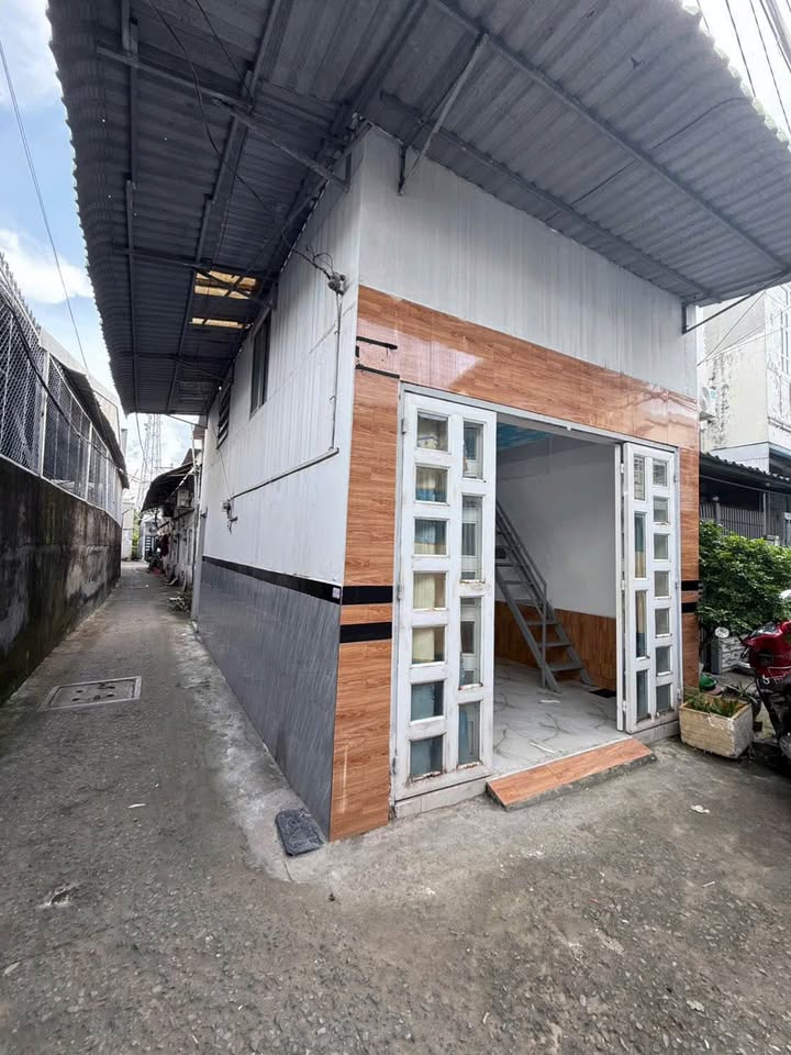 Nhà trệt lửng góc 2 mặt tiền Hẻm 1 Trần Vĩnh Kiết, Cần Thơ - Giá chỉ 820 triệu!