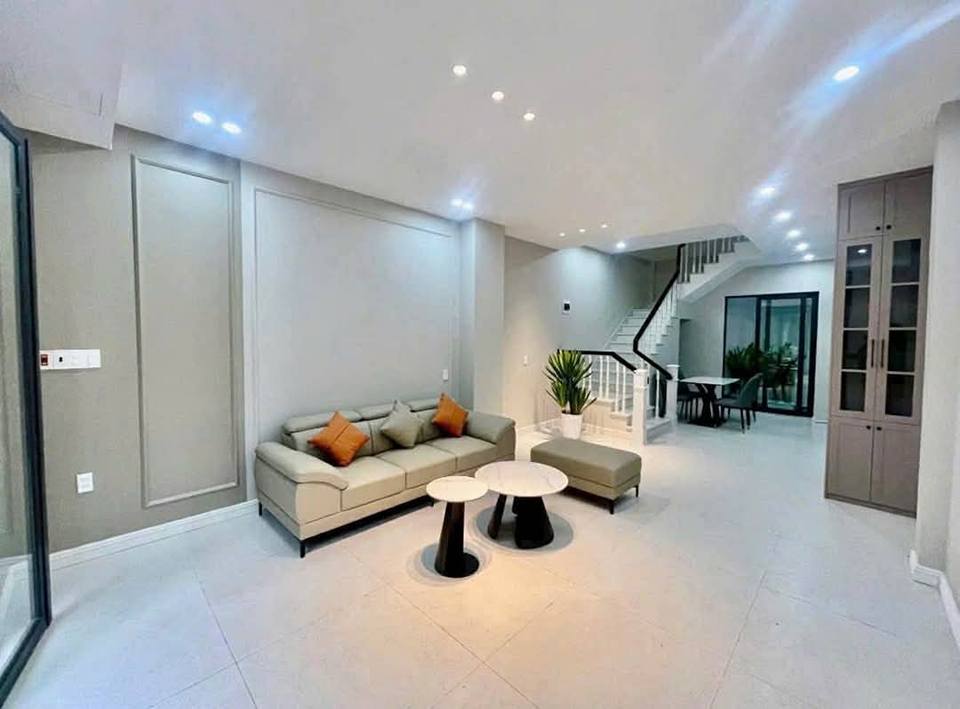 Nhà phố Hồ Sen, Lê Chân, 52m² giá 5.1 tỷ - Kinh doanh sầm uất ngay trung tâm!