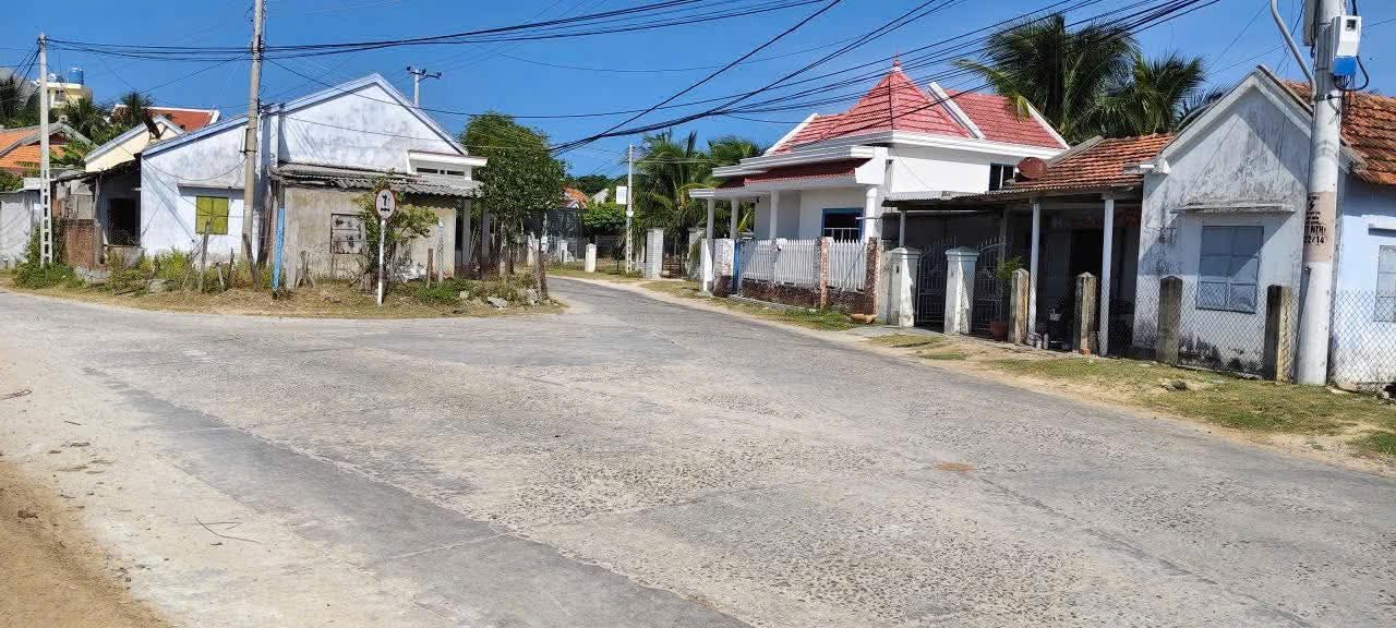 Nhà vườn Ninh Hải 371m² giá 6,x tỷ - Gần biển Dốc Lết chỉ 400m!