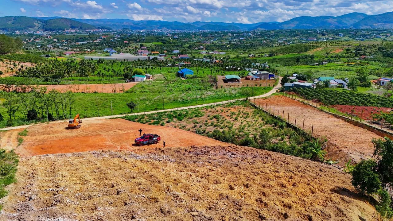 Đất nở hậu 2000m² tại xã Nam Ban, Lâm Hà - Giá chỉ 2 tỷ!