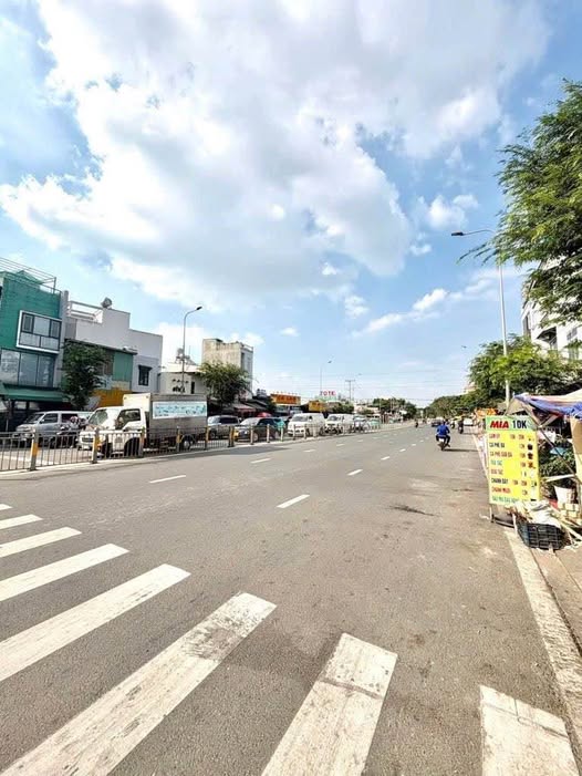 Mặt tiền Nguyễn Xí, Bình Thạnh 70m² giá 5.45 tỷ - Kinh doanh siêu sầm uất!