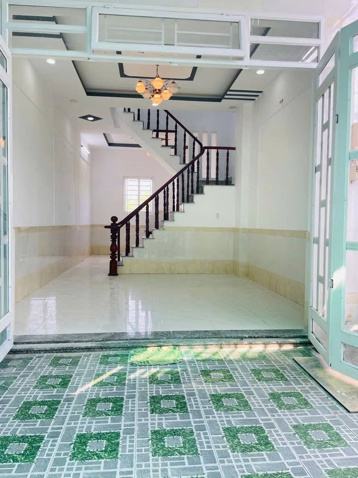 Nhà phố Bình Mỹ Củ Chi 48m² giá 1.1 tỷ - Sổ đỏ chính chủ, tiện nghi đầy đủ!