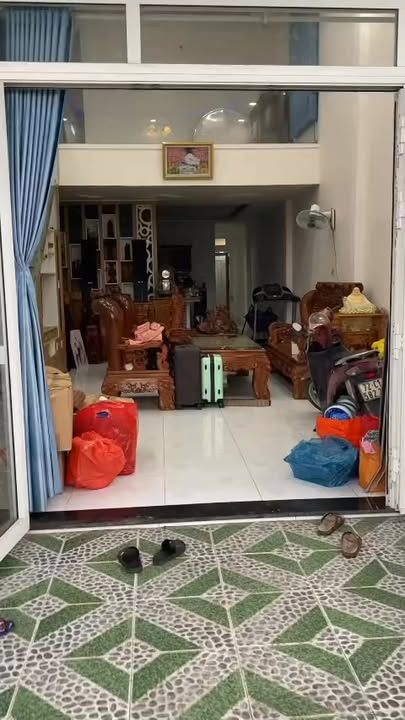 Nhà phố chính chủ ấp 6 Tân Thạnh Đông, Củ Chi, 125m² giá 3,6 tỷ - Không có mồ mả!