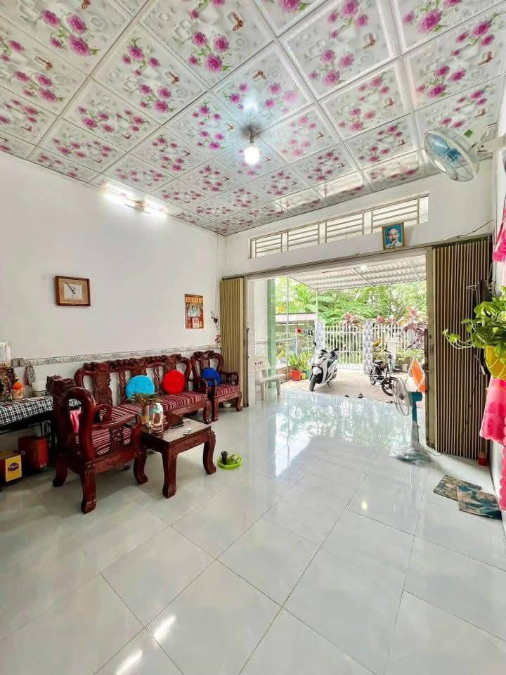 Nhà bán Thới Trinh Ô Môn 243m² giá 800 triệu - Vào ở ngay không cần sửa chữa!
