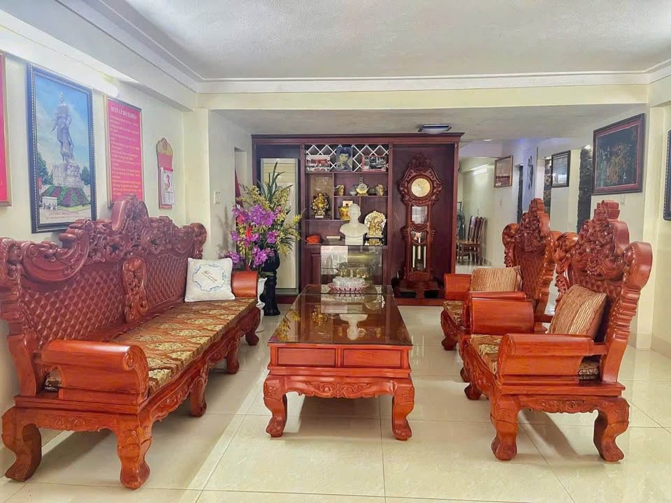 Nhà 4 tầng Dương Đình Nghệ, Thanh Hóa 85m² giá 9 tỷ - Kinh doanh sầm uất!