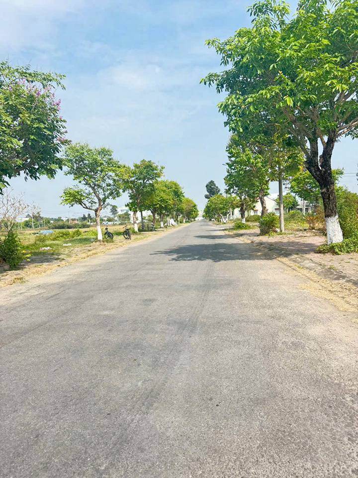 Bán đất nền liền kề phường Tân Ngãi TP Vĩnh Long 400m² giá 7.999 tỷ - Cơ hội đầu tư hiếm có!