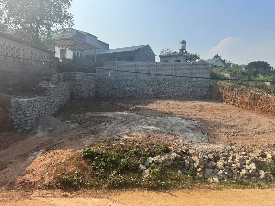 Đất nền Gò Bài, Hòa Sơn, Lương Sơn 350m² giá 2 tỷ - Đầu tư sinh lời hấp dẫn!