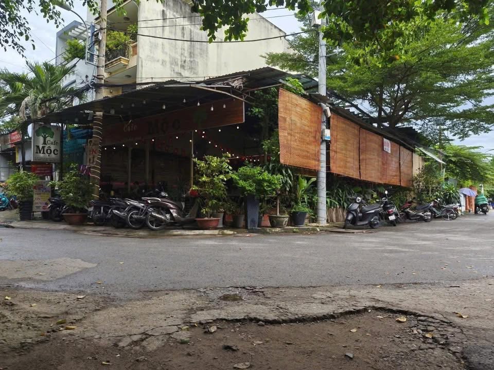 Lô góc biệt thự Nguyễn Gia Trí 174m² giá 32 tỷ - Pháp lý rõ ràng, sang tên nhanh!