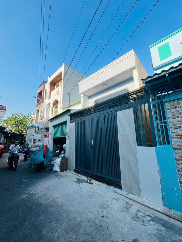 Nhà phố Thới An Q12 59.8m² giá 4.55 tỷ - Thiết kế hiện đại, ô tô vào tận nhà!