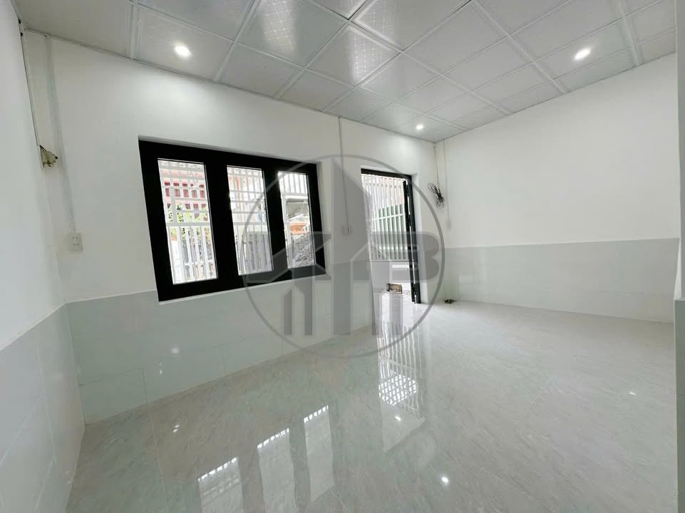 Nhà phố Đà Lạt 70m² giá 2.05 tỷ - Pháp lý rõ ràng, khu dân cư ổn định!