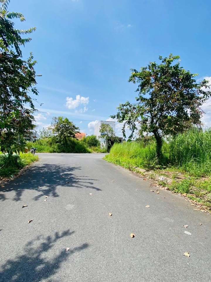 Đất nền KDC Phú An Cần Thơ 81m² giá 2.3 tỷ - Gần chợ, an ninh tốt!