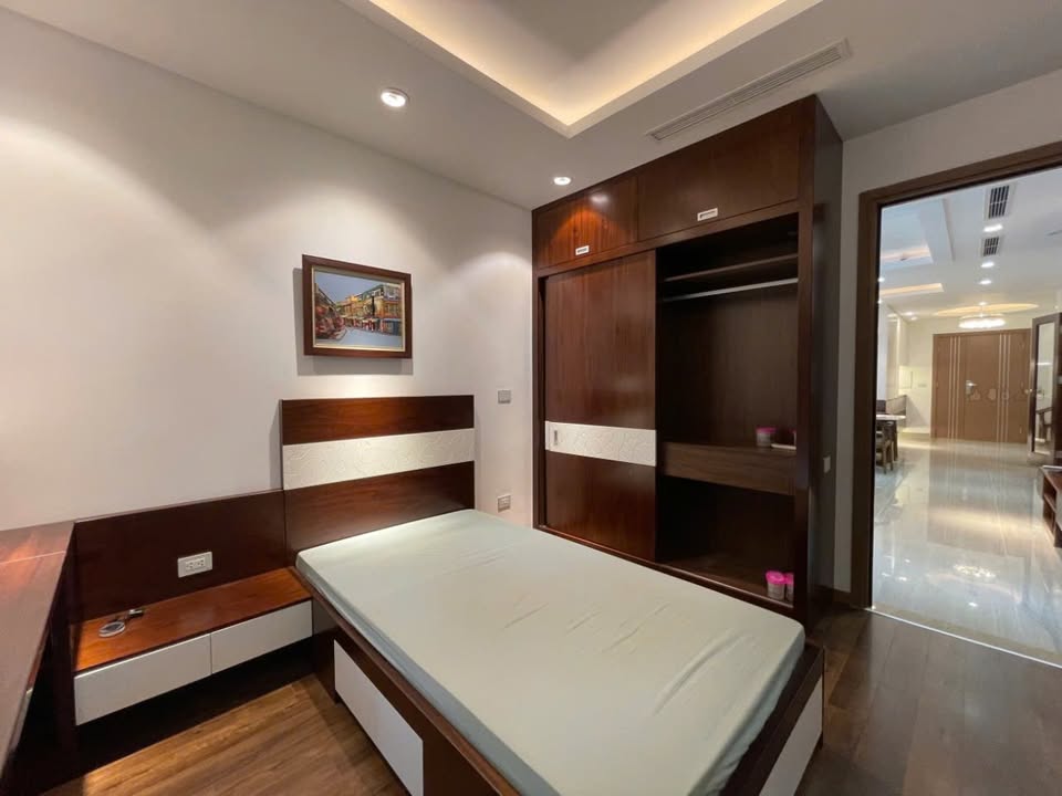 Căn hộ L4 Ciputra Bắc Từ Liêm 114m² giá 12.5 tỷ - View thoáng mát