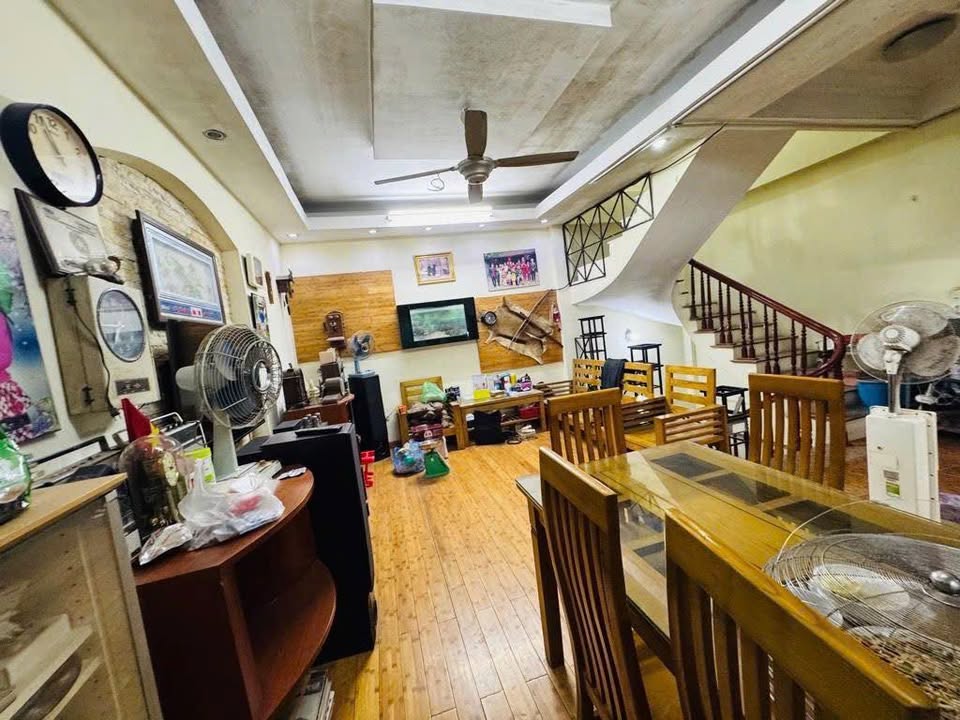 Nhà 4 tầng Phú Diễn Bắc Từ Liêm 40m² giá chỉ 7 tỷ - Sổ đỏ chính chủ!