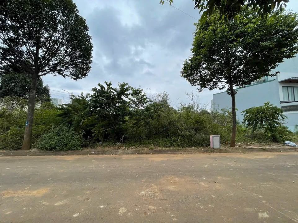 Đất nền khu tái định cư Ama Jhao Buôn Ma Thuột 109m² giá 5.3 tỷ - Sổ đỏ chính chủ!