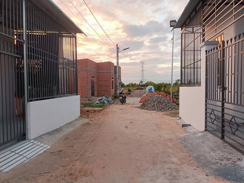 Đất nền Phong Nẫm, Phan Thiết 100m² - Giá chỉ từ 280 triệu - Đầu tư sinh lời!