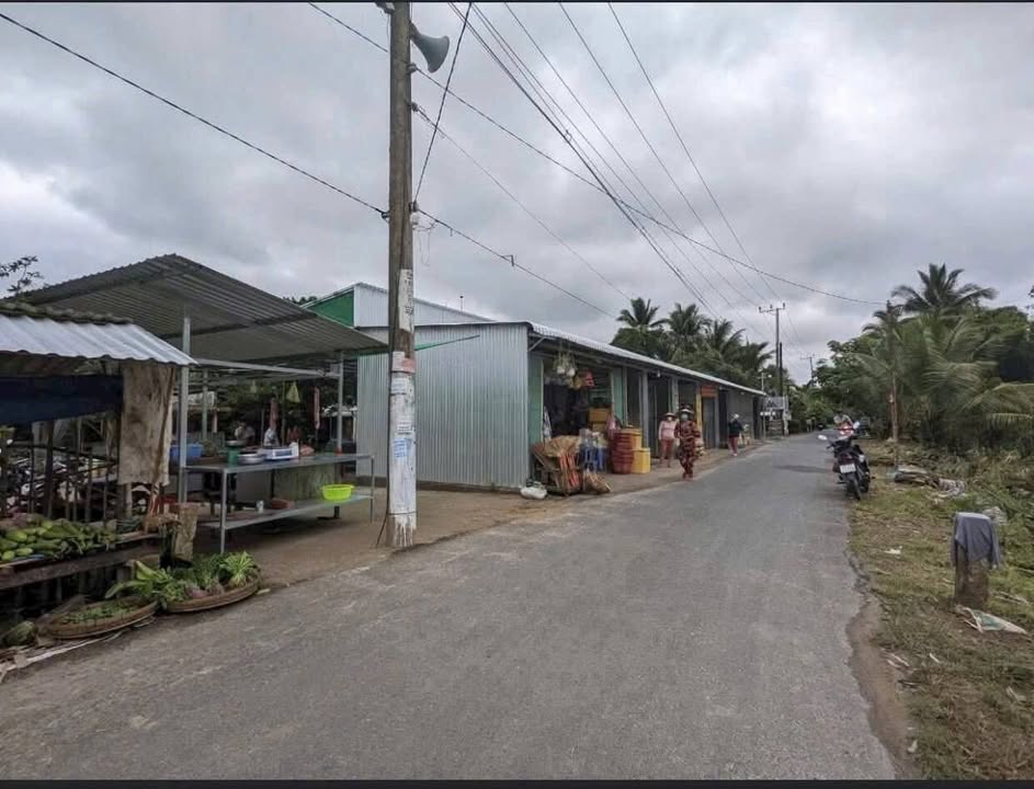 Đất nền mặt tiền đường Nguyễn Viết Xuân, Bình Thủy, Cần Thơ - Diện tích 137.5m², giá chỉ 1.3 tỷ!