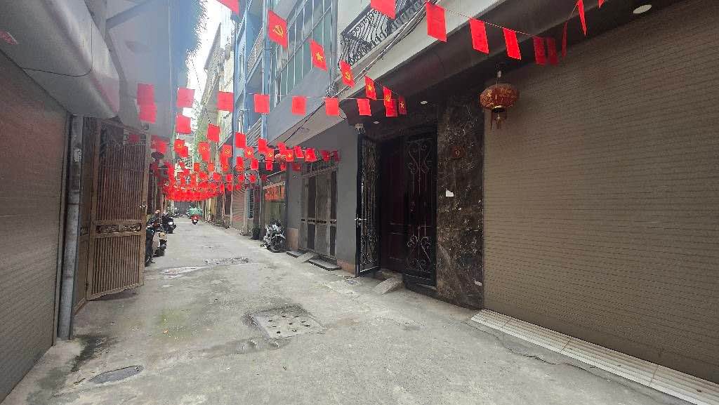 Nhà mặt tiền Tôn Đức Thắng, Đống Đa 65m² giá 25 tỷ - Kinh doanh đắc địa!