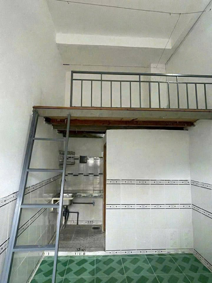 Phòng trọ cho thuê đường Bùi Văn Hòa, Biên Hòa - Chỉ 800k/tháng, gần KCN!