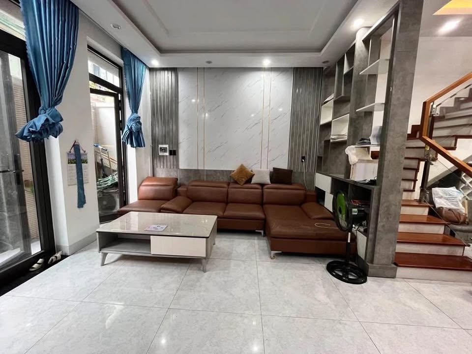 Nhà mặt tiền đường Thi Sách, Hòa Thuận Tây, 50m² chỉ 7,9 tỷ - Đầu tư sinh lời ngay!