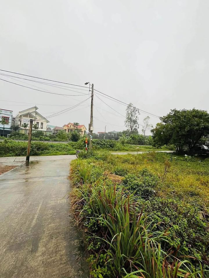 Đất nền Đức Ninh 160m² giá 700 triệu - Hai mặt tiền, đường ô tô thông thoáng!