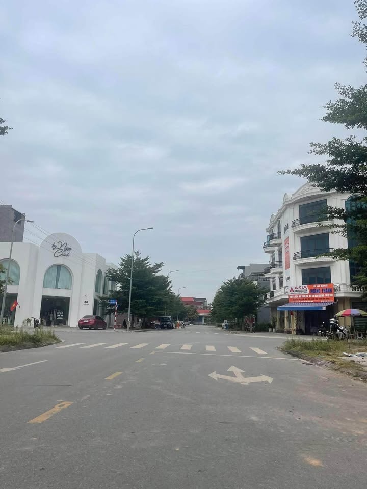 Đất nền KĐT Nam Hồng 80m² giá thỏa thuận - Mặt tiền 5m, đường 10.5m!