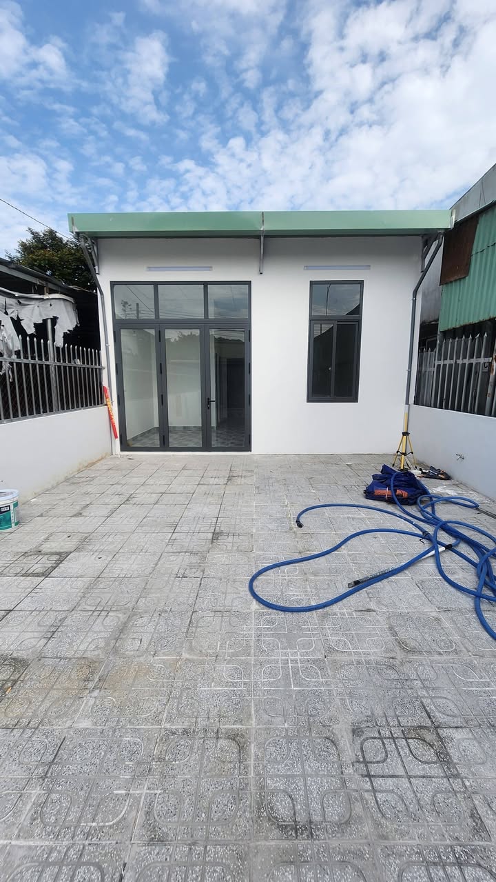 FrontHouse đường ĐX 002, Thủ Dầu Một 150m² giá 5.2 tỷ - Chính chủ bán gấp!