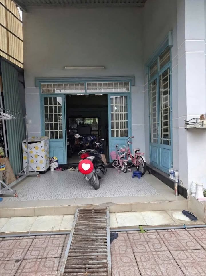 Nhà cấp 4 bán gấp tại Dĩ An 112.3m² giá chỉ 3 tỷ - Hỗ trợ vay ngân hàng 70%!