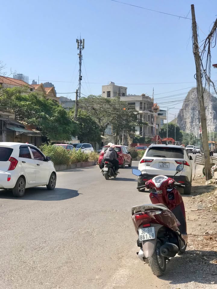 Nhà phố An Hưng - 74m² giá 2.3 tỷ - Gần chợ Cầu Đống, tiện ích đầy đủ!