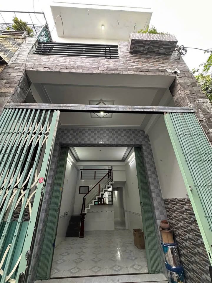 Nhà hẻm cạn đường Tháp Đôi, 46m², giá 1.85 tỷ - Thiết kế hiện đại, gần chợ Hoa Lư!