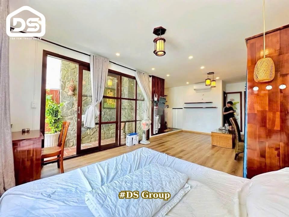 Căn hộ cho thuê Nguyễn Thiện Thuật Nha Trang 35m² giá 6.2 triệu - View phố thoáng mát!