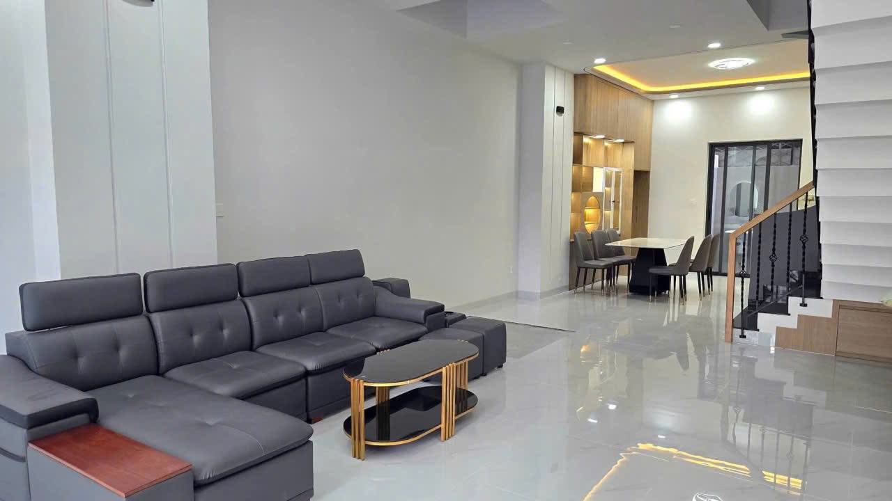 Nhà cho thuê khu đô thị Hà Quang 2, Nha Trang - 4 phòng ngủ, đầy đủ nội thất chỉ 25 triệu/tháng!