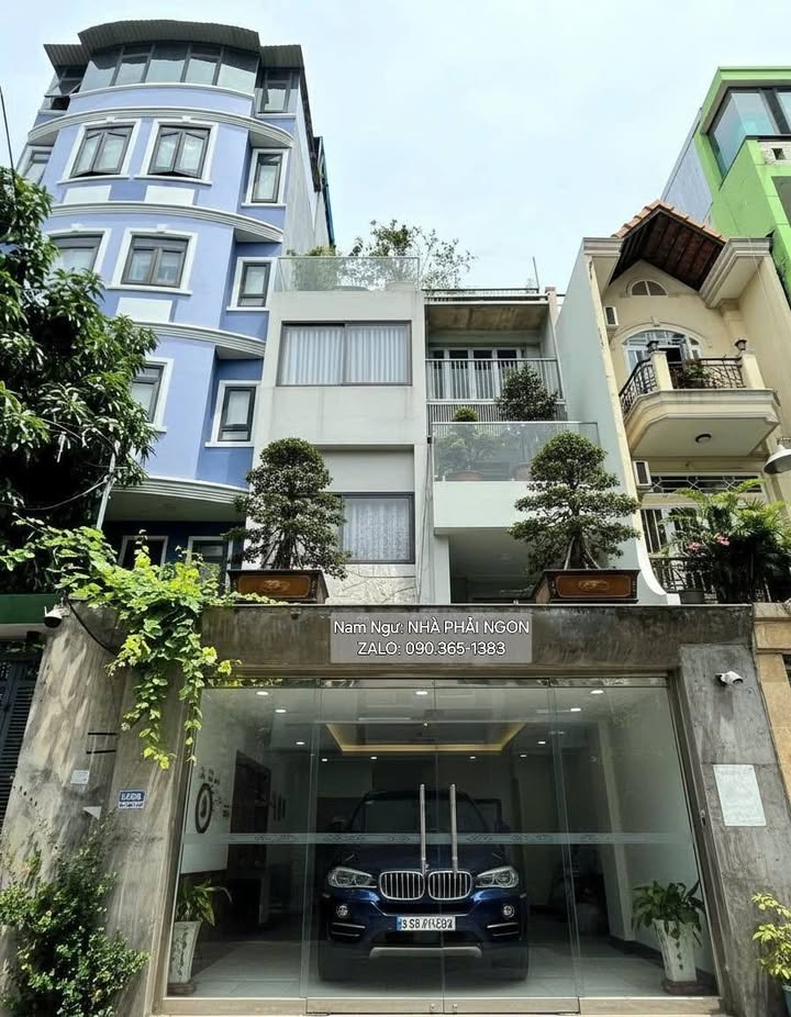 Nhà 4 Tầng Đường Phan Văn Hân 164m² giá 31 tỷ - Vị trí vàng gần Quận 1!
